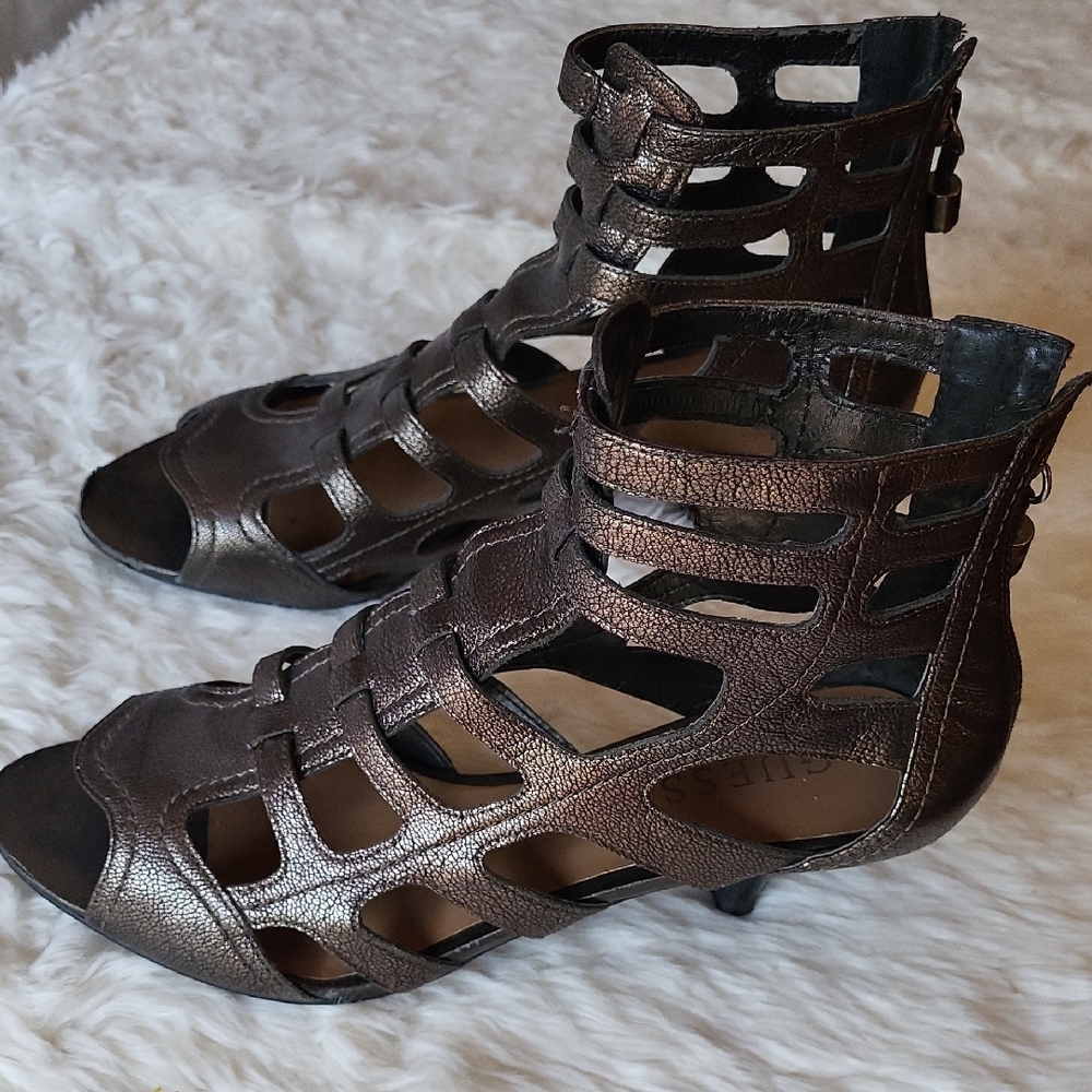 Guess Bronze Gladiator Sandals with Modern Design